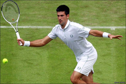 Djokovic making his move on grass
